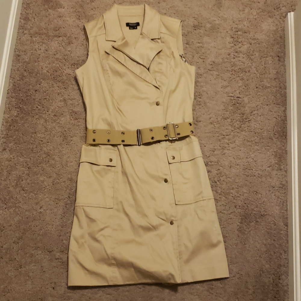 Peck and Peck long vest with belt